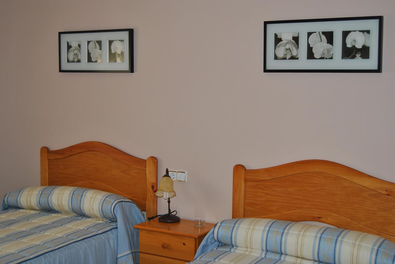 Hostal Rural Amador Puente de Vadillos Habitación foto